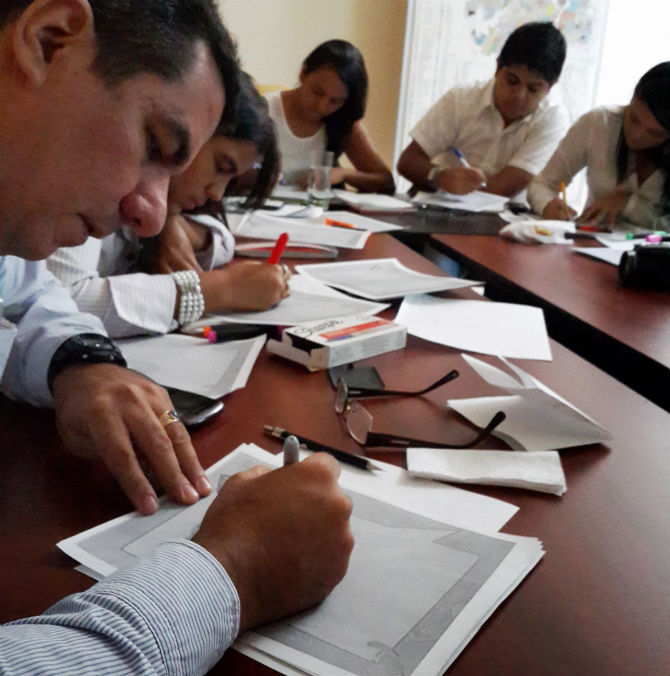Construyendo la matríz de ADN de marca de Ventura Plaza Centro Comercial (Cúcuta)